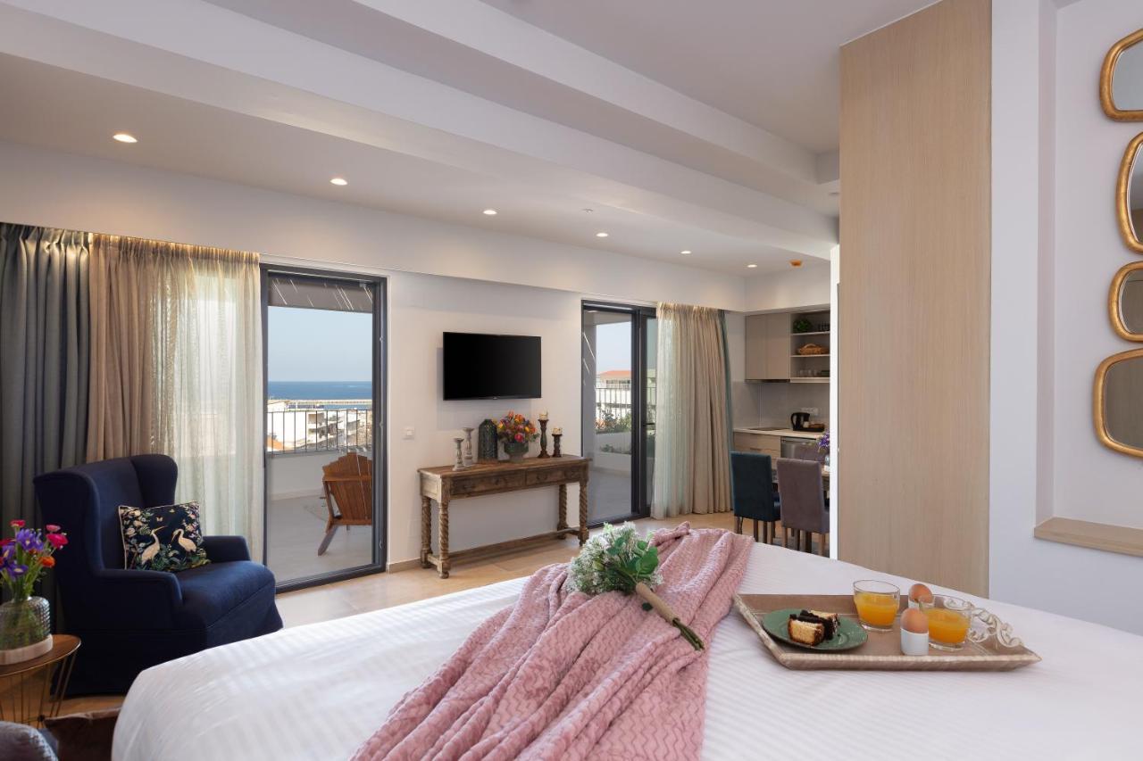 Lines Concept Accommodation 罗希姆诺 外观 照片